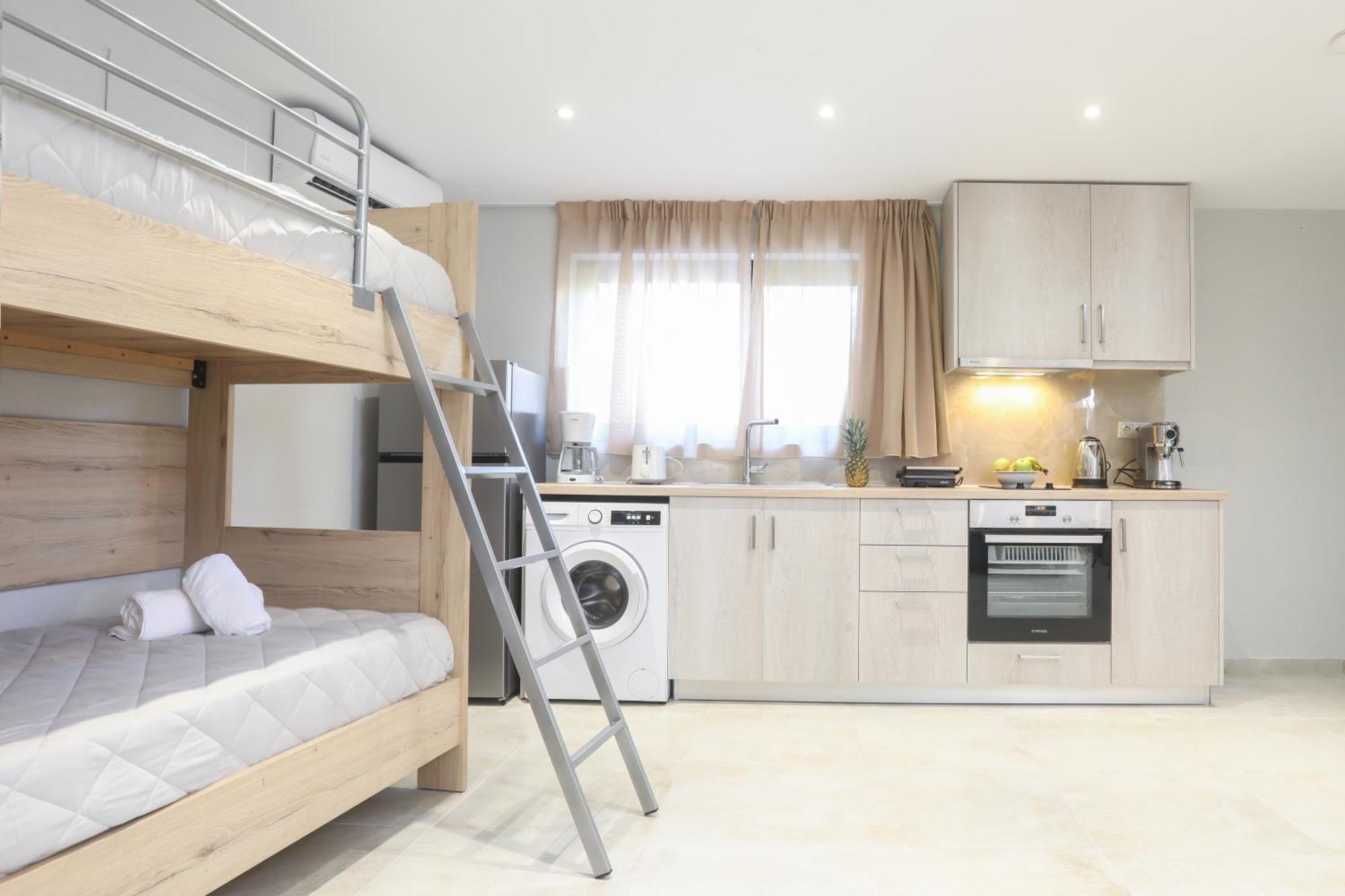 Corfu Gold Luxury Suites Benitses  Exterior foto